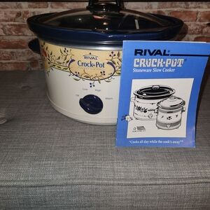 Crock-Pot Stoneware Slow Cooker - Blue and White